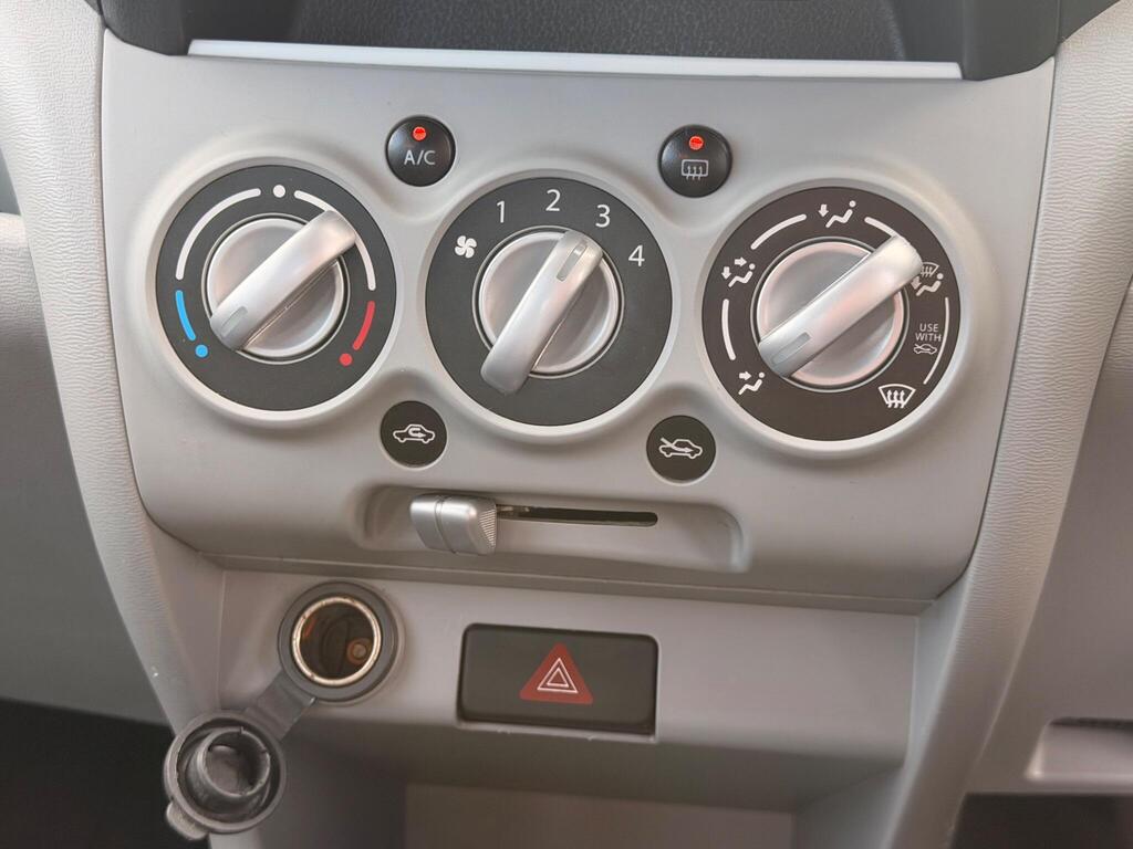 2009 Suzuki Alto thumbnail 26