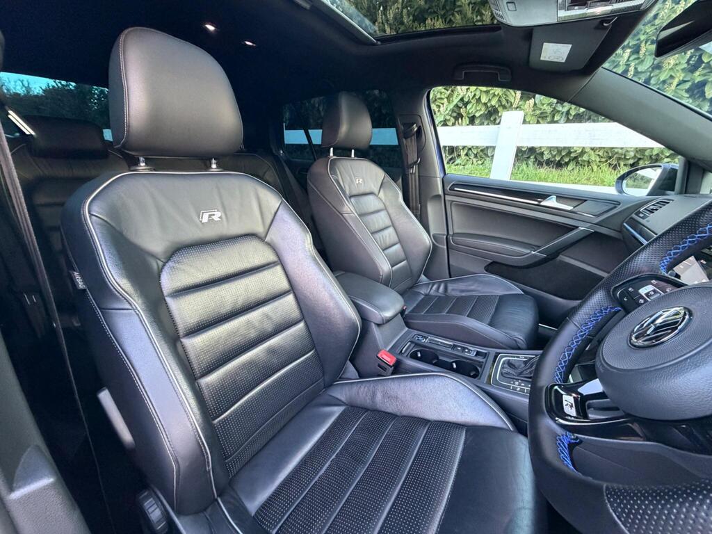 2019 Volkswagen Golf thumbnail 22