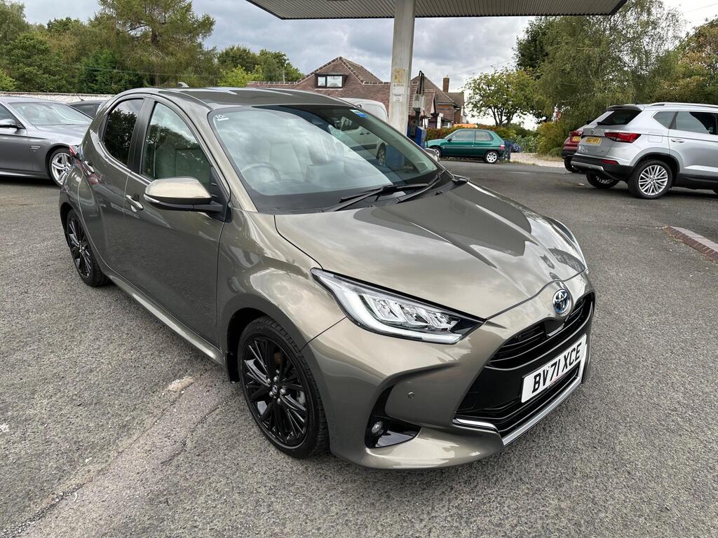 Toyota Yaris Hatchback 1.5 VVT-h Excel E-CVT Euro 6 (s/s) 5dr