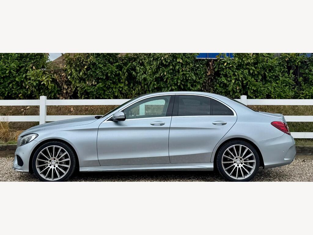 Mercedes-Benz C Class 2.1 C220d AMG Line (Premium) 7G-Tronic+ Euro 6 (s/s) 4dr thumbnail 20