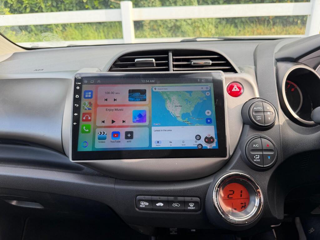 2013 Honda Jazz thumbnail 25
