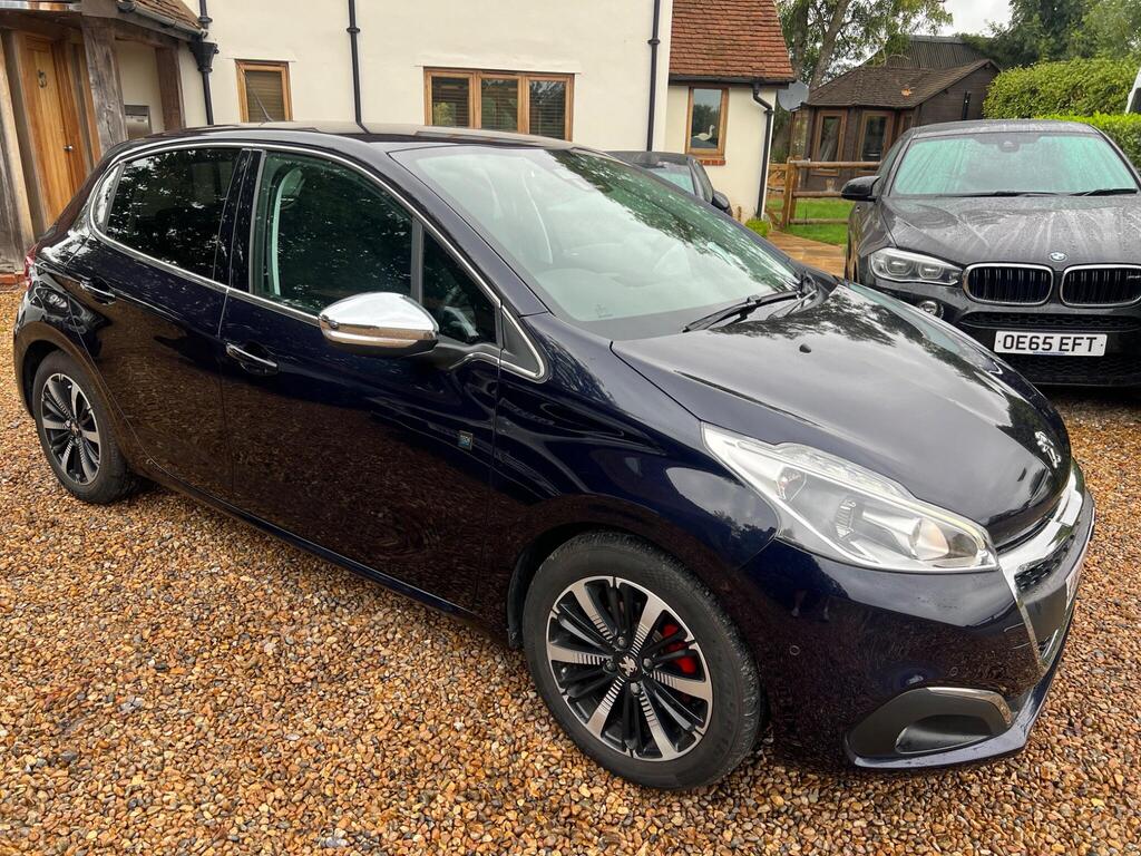 Peugeot 208 Hatchback 1.2 PureTech Tech Edition Euro 6 (s/s) 5dr