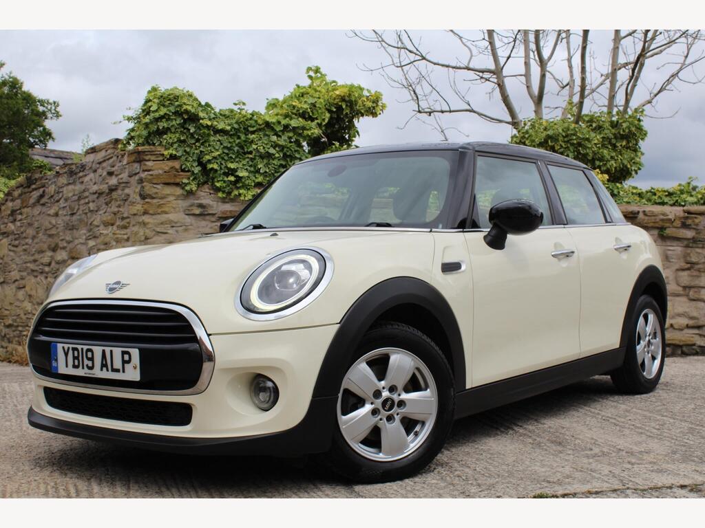 MINI Hatch Hatchback 1.5 Cooper Classic Euro 6 (s/s) 5dr