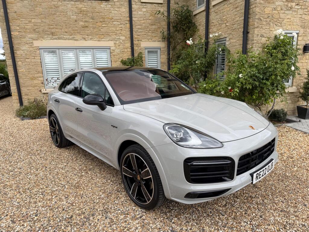 Porsche Cayenne Coupe 3.0 V6 E-Hybrid 17.9kWh Platinum Edition TiptronicS 4WD Euro 6 (s/s) 5dr (3.6kW Charger)