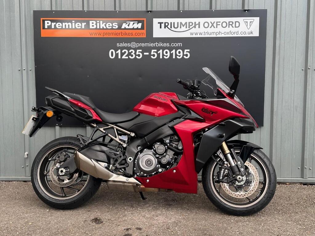 Suzuki GSX-S1000GT+