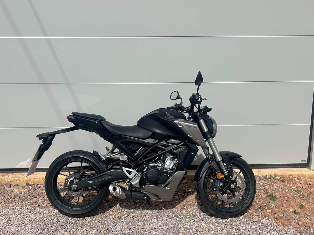 Honda CB125R