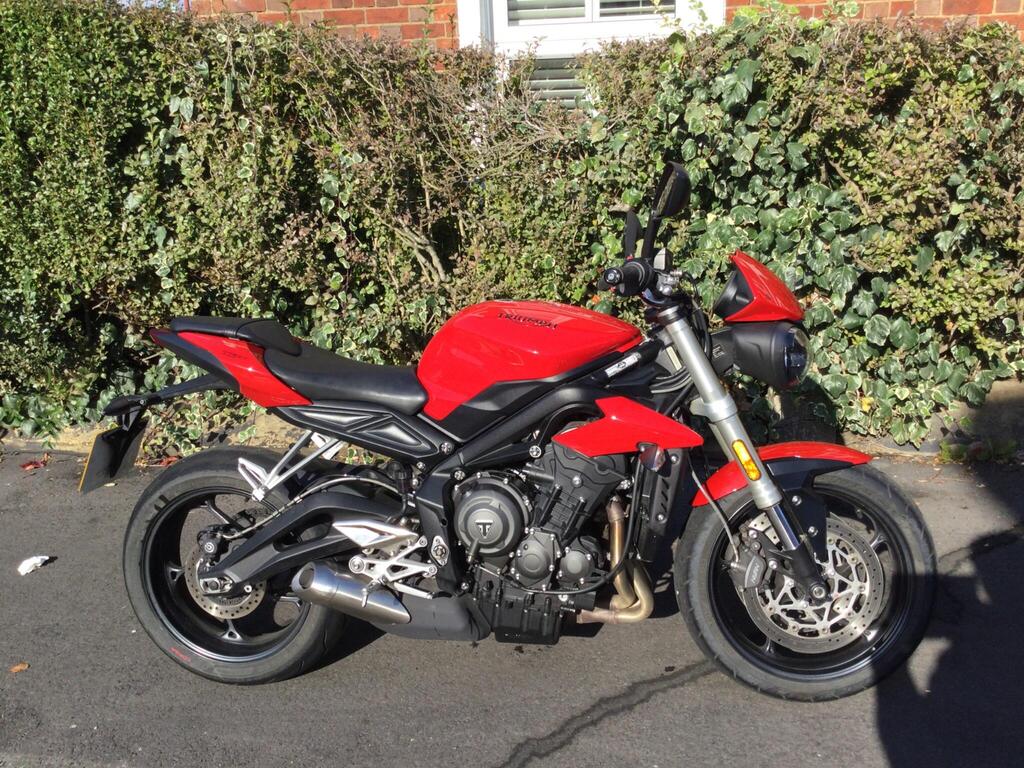 Triumph Street Triple 765