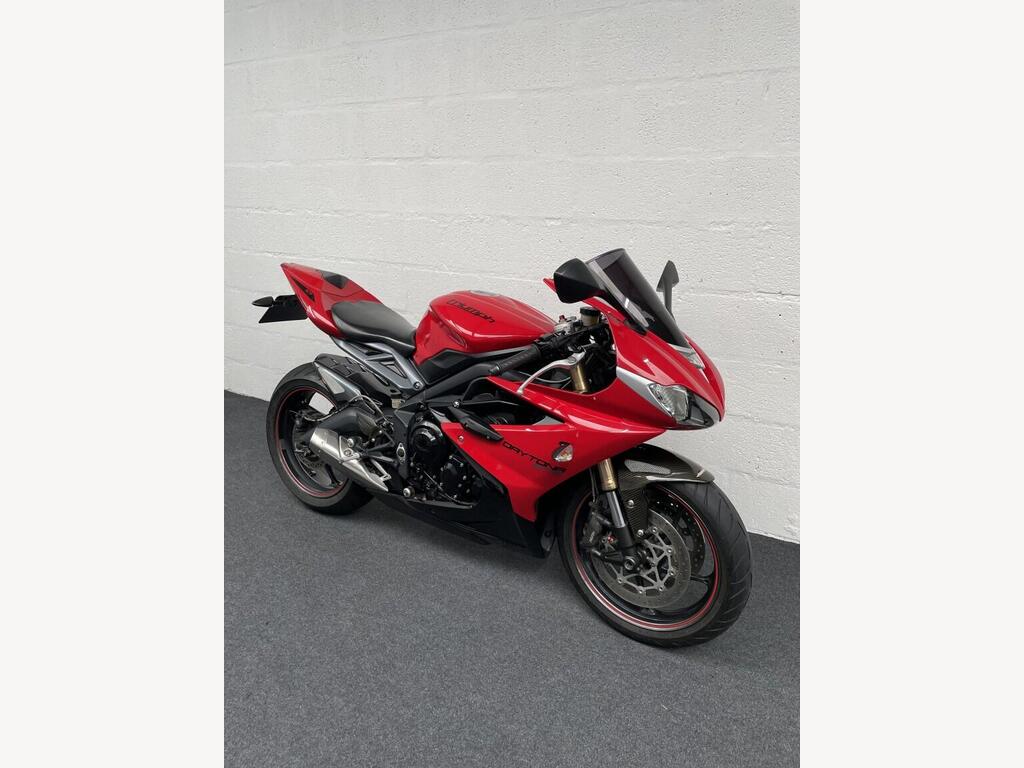 Triumph Daytona 675