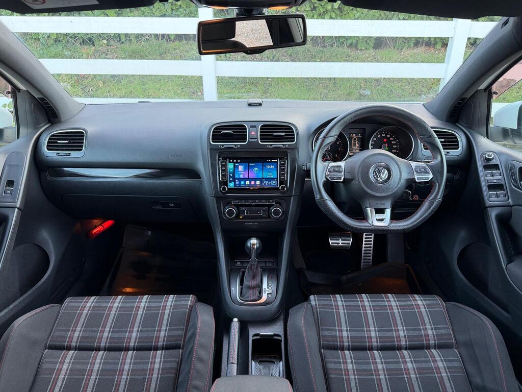 2009 Volkswagen Golf thumbnail 15