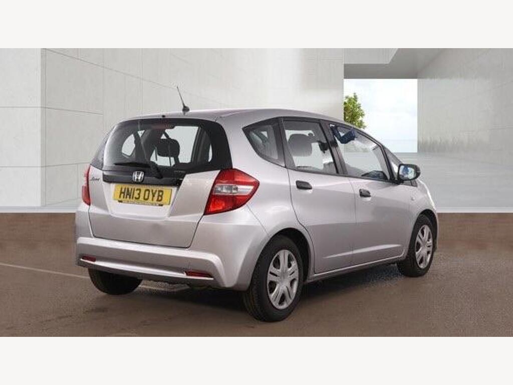 2013 Honda Jazz thumbnail 8