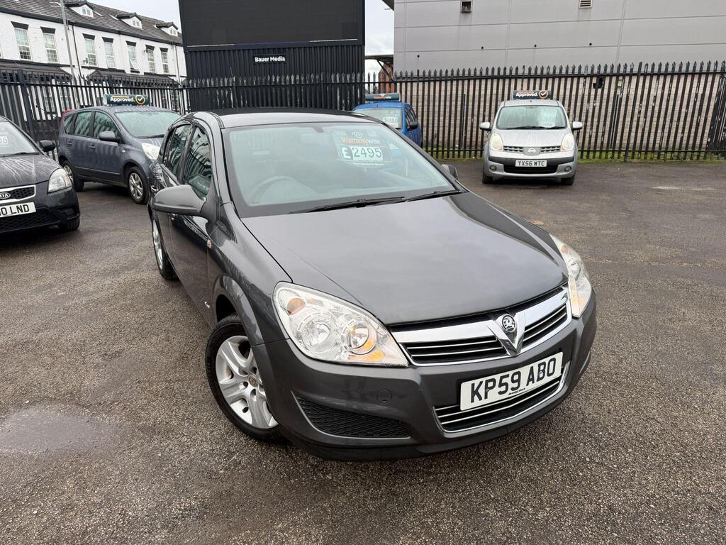 Vauxhall Astra Hatchback 1.6i 16v Club 5dr