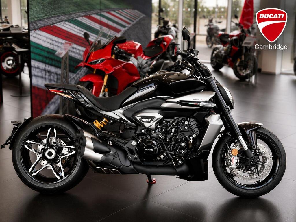 Ducati XDiavel V4