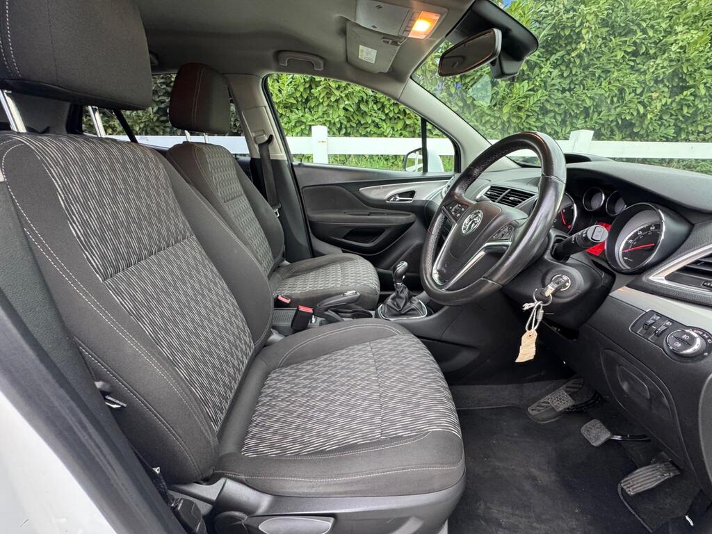 Vauxhall Mokka 1.6 CDTi Tech Line 4WD Euro 6 (s/s) 5dr thumbnail 17