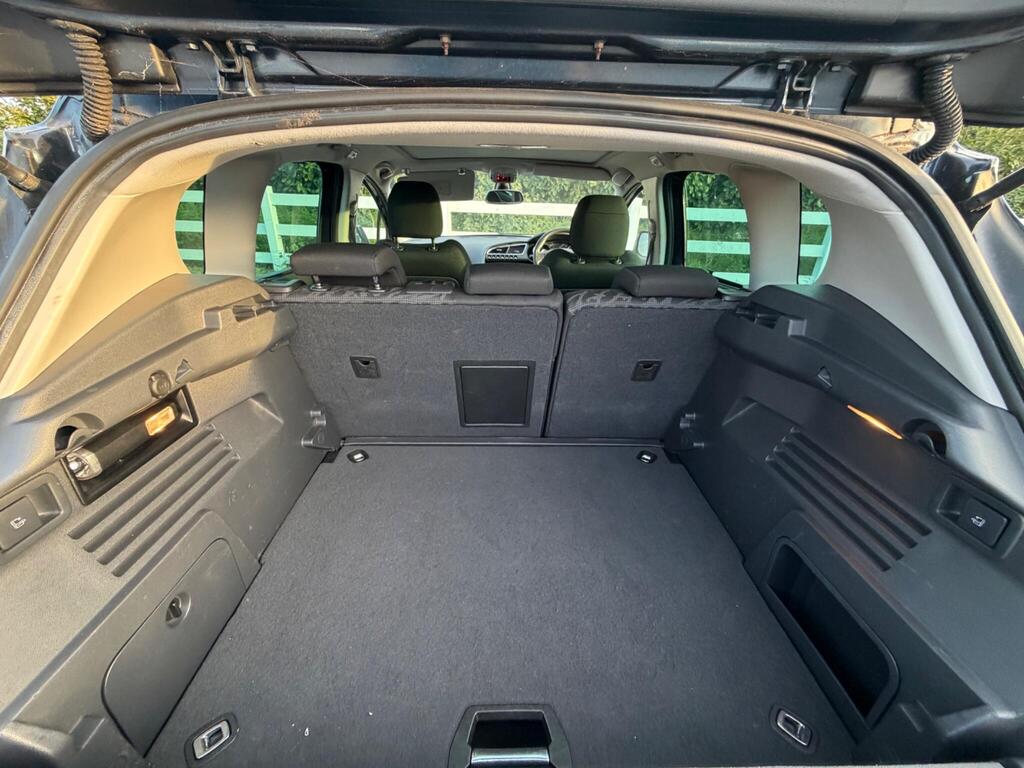 2011 Peugeot 3008 thumbnail 22