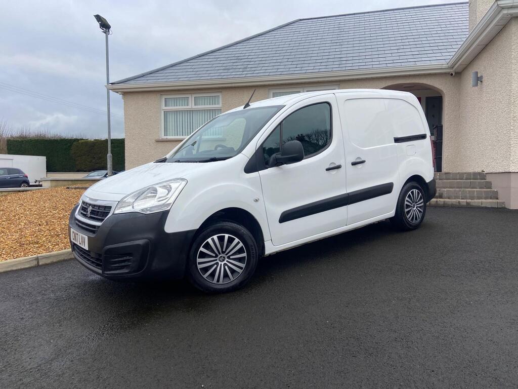 Peugeot Partner Panel Van 1.6 BlueHDi 651 Professional L1 5dr