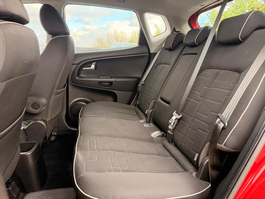2012 Kia Venga thumbnail 23
