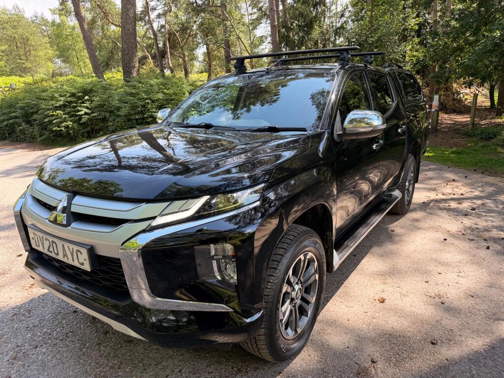 Mitsubishi L200 Pickup 2.2 DI-D DC Warrior 4WD Euro 6 (s/s) 4dr