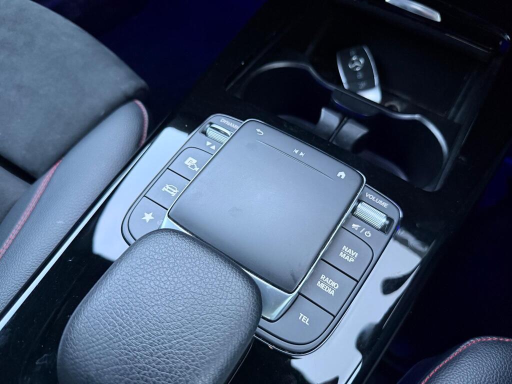 2020 Mercedes-Benz A Class thumbnail 16