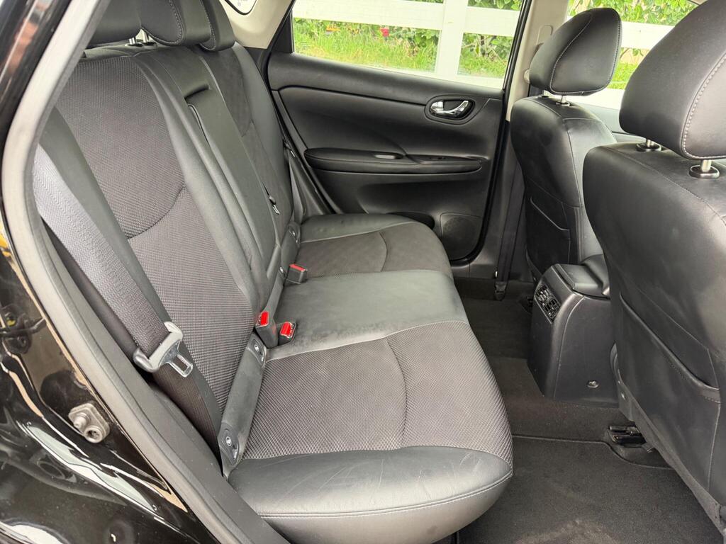 2017 Nissan Pulsar thumbnail 19