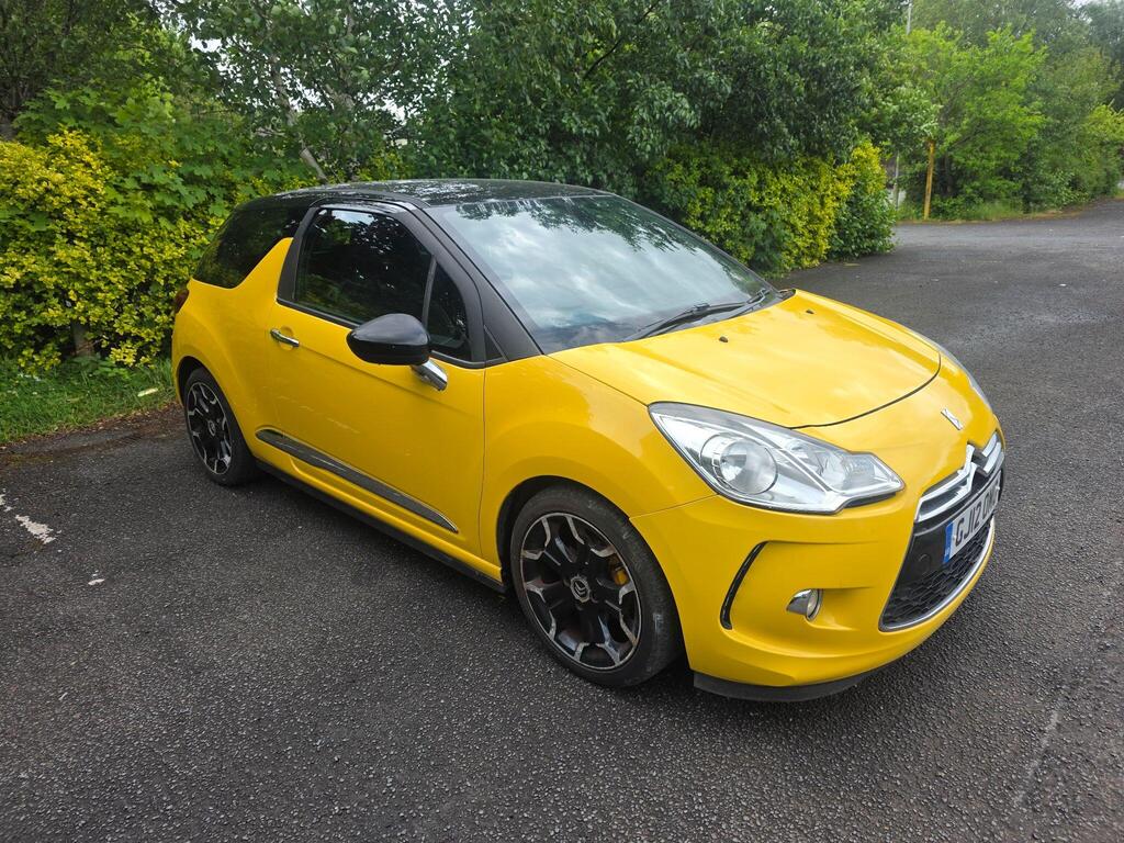 Citroen DS3 Hatchback 1.6 e-HDi Airdream DStyle Plus Euro 5 (s/s) 3dr