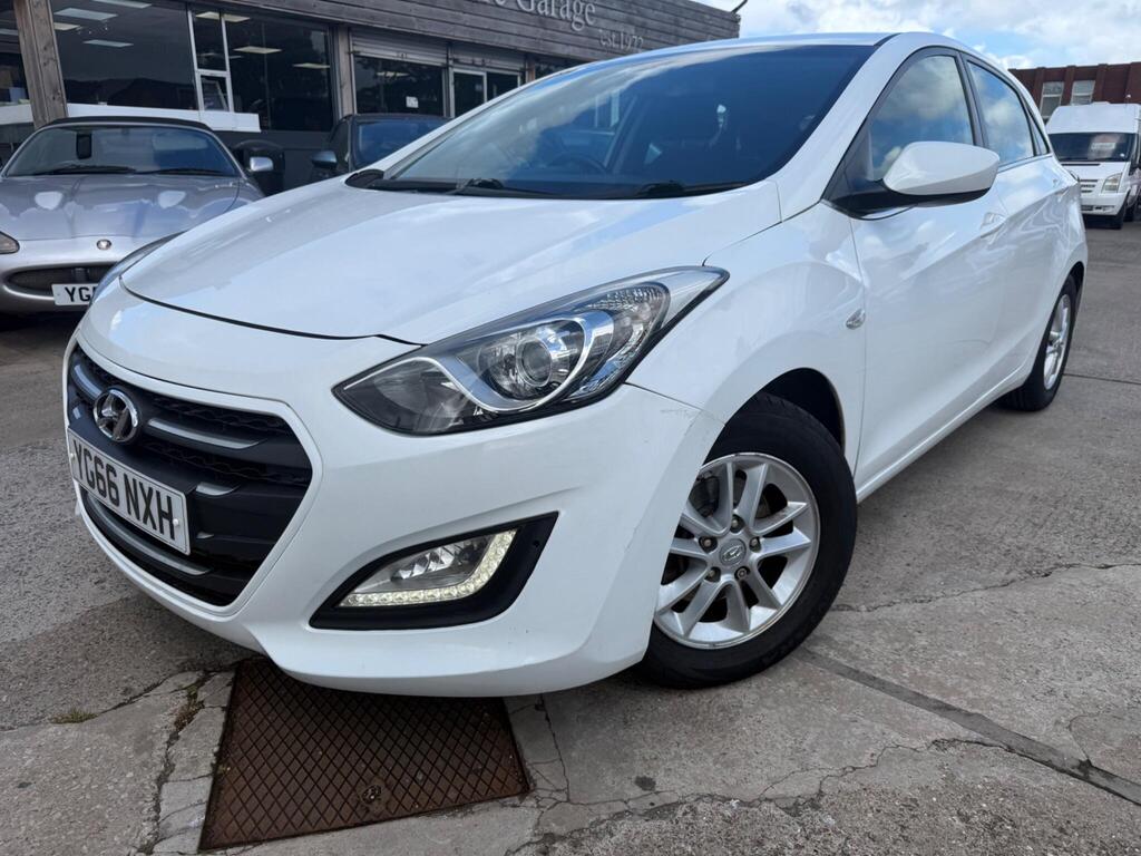 Hyundai i30 Hatchback 1.6 CRDi Blue Drive SE Euro 6 (s/s) 5dr