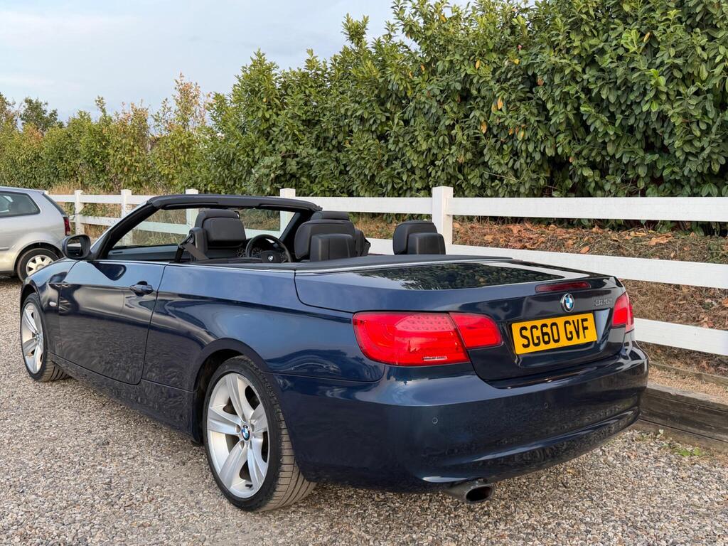 2010 BMW 3 Series thumbnail 9