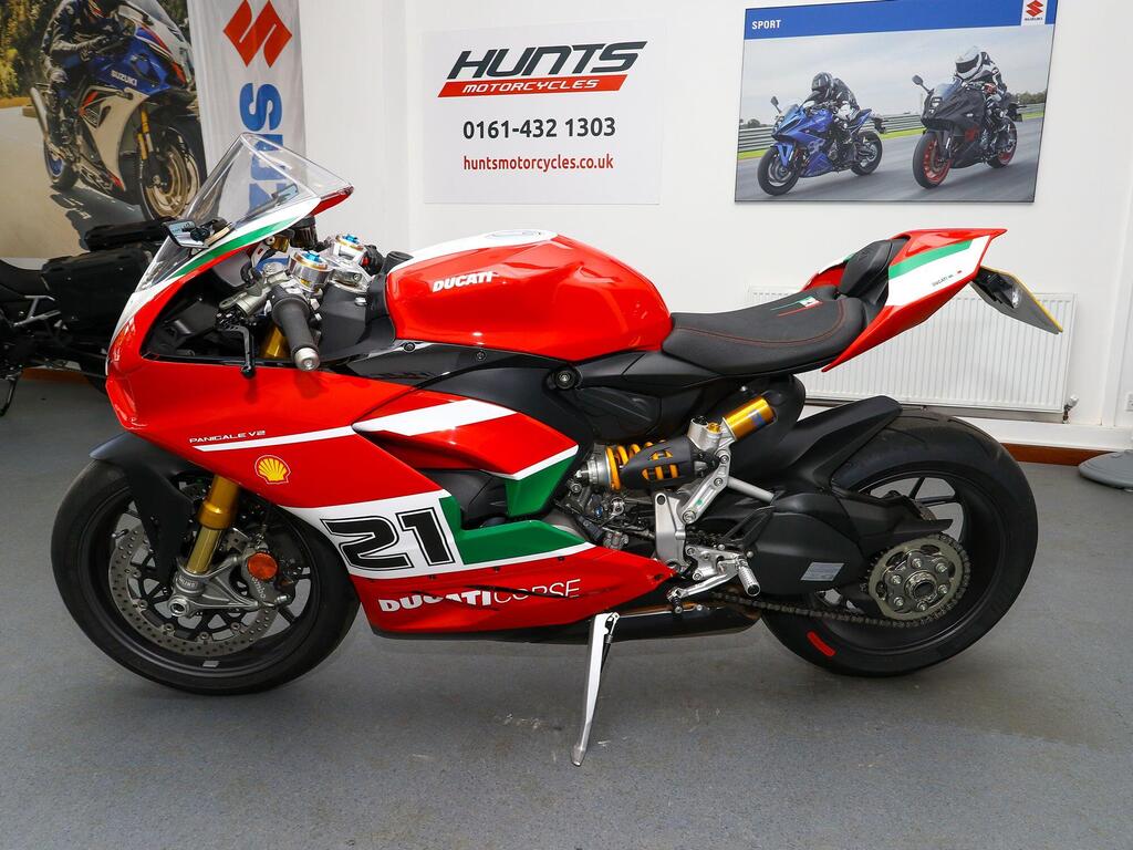 Ducati Panigale V2