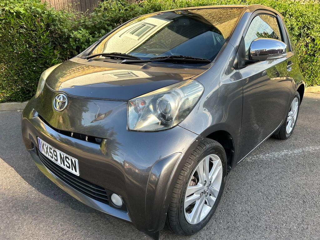 Toyota iQ Hatchback 1.33 Dual VVT-i 3 Multidrive Euro 4 3dr