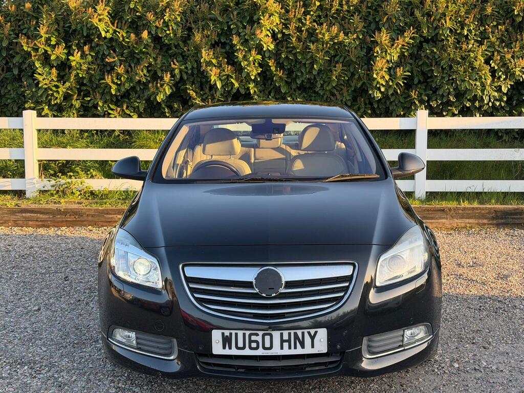 2010 Vauxhall Insignia thumbnail 5