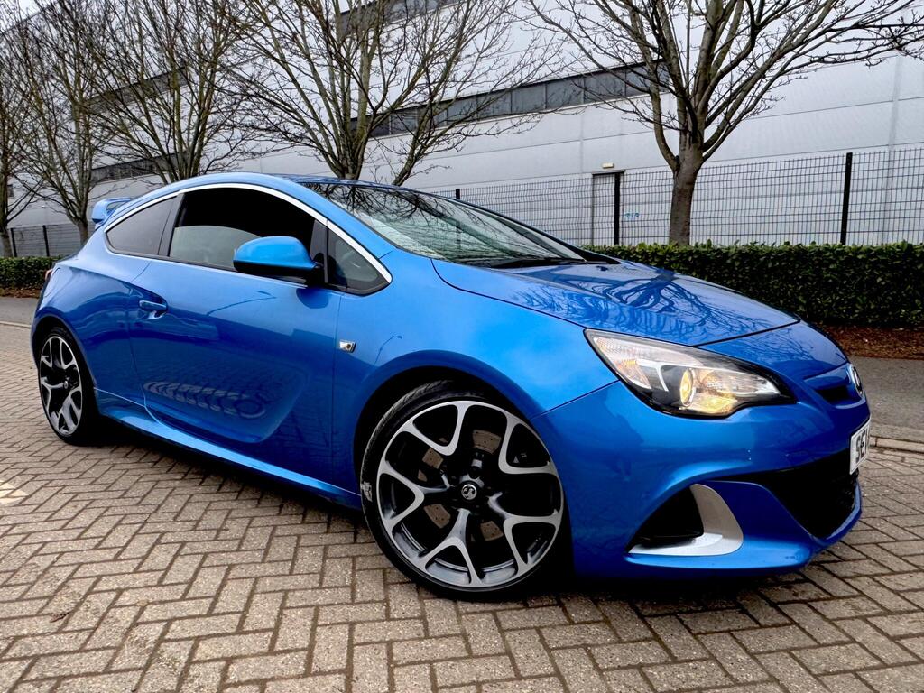 Vauxhall Astra GTC Coupe 2.0T VXR Euro 5 (s/s) 3dr