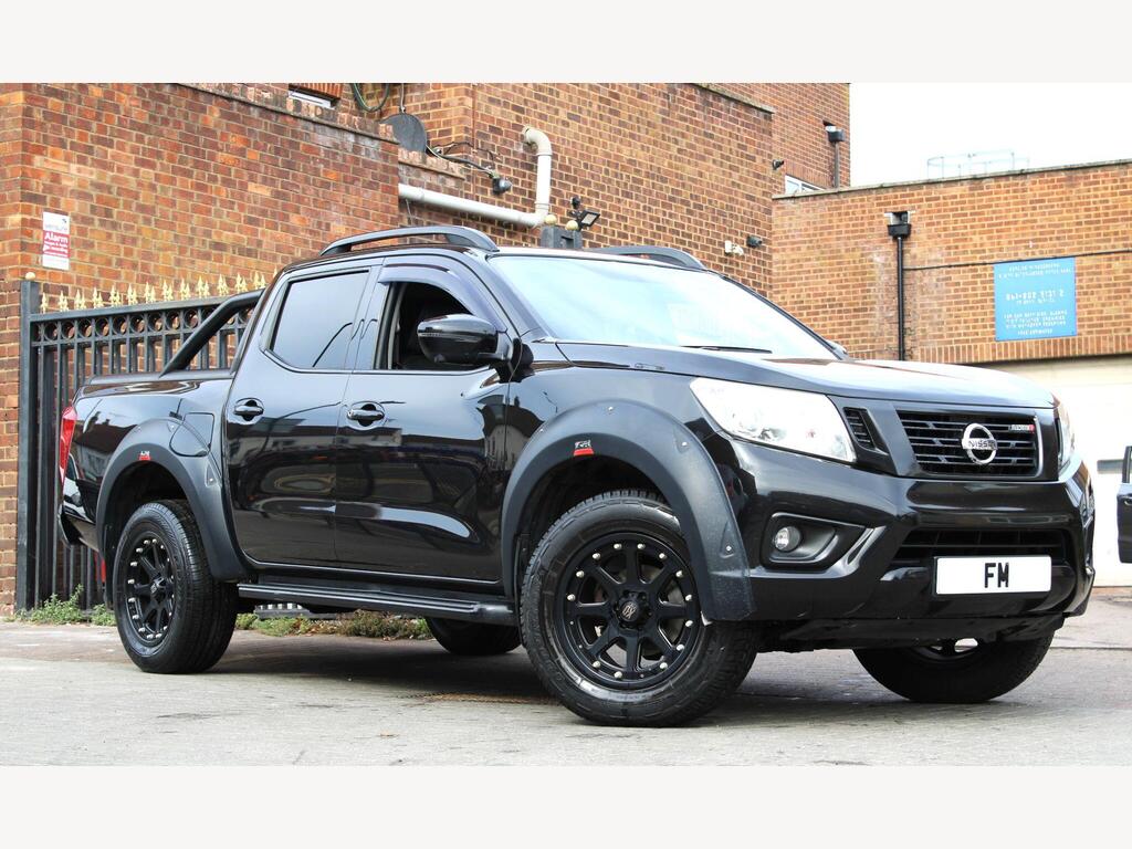 Nissan Navara Pickup 2.3 dCi Tekna Auto 4WD Euro 6 4dr