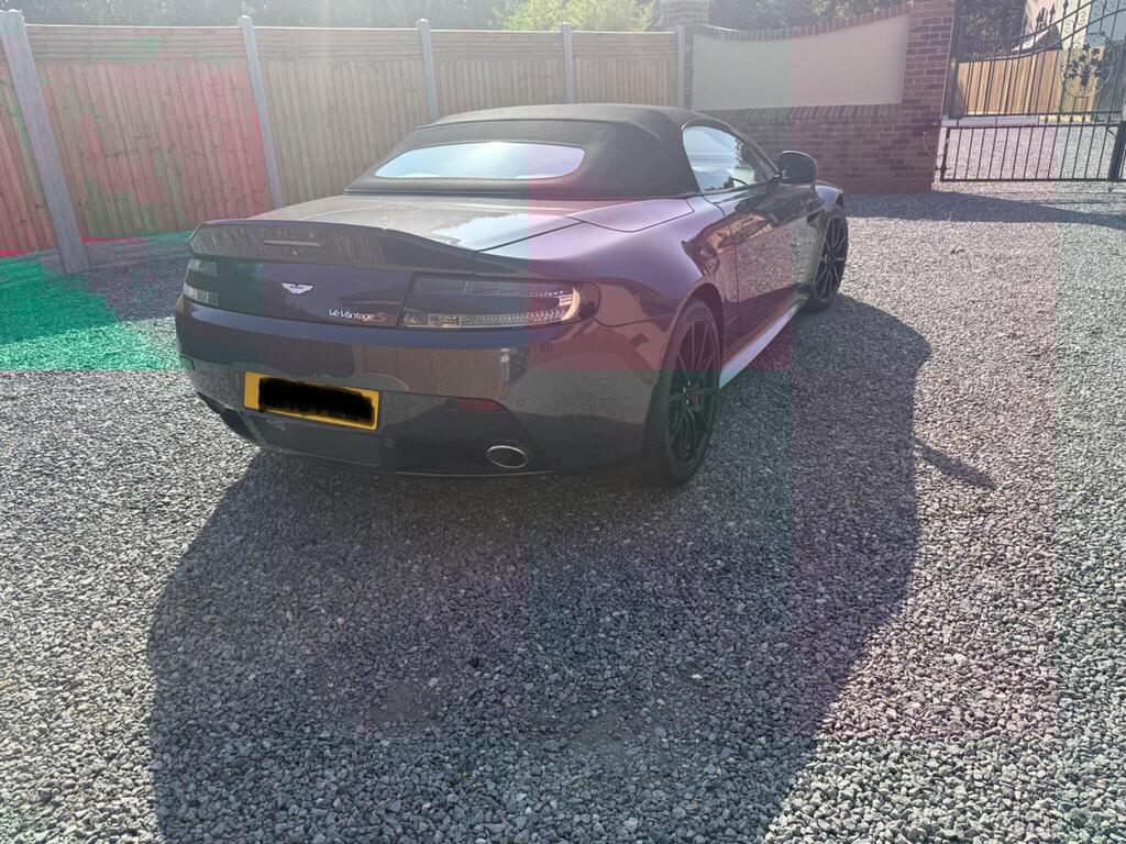 Aston Martin Vantage