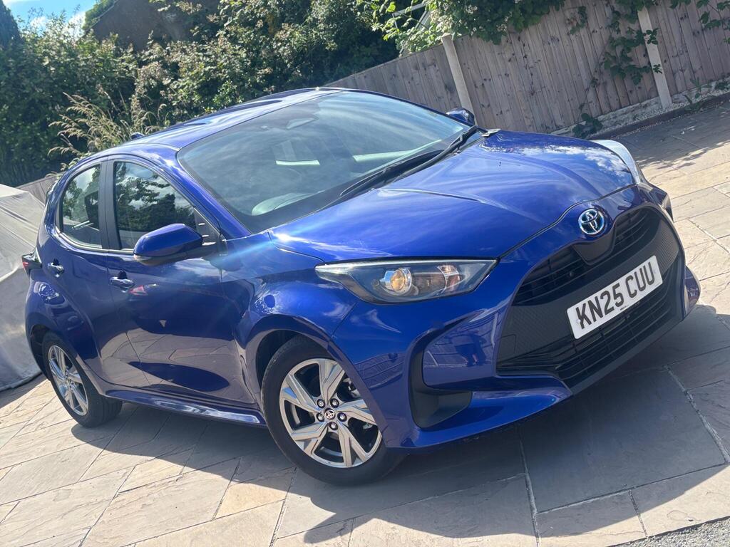 Toyota Yaris Hatchback 1.5 VVT-h Icon E-CVT Euro 6 (s/s) 5dr