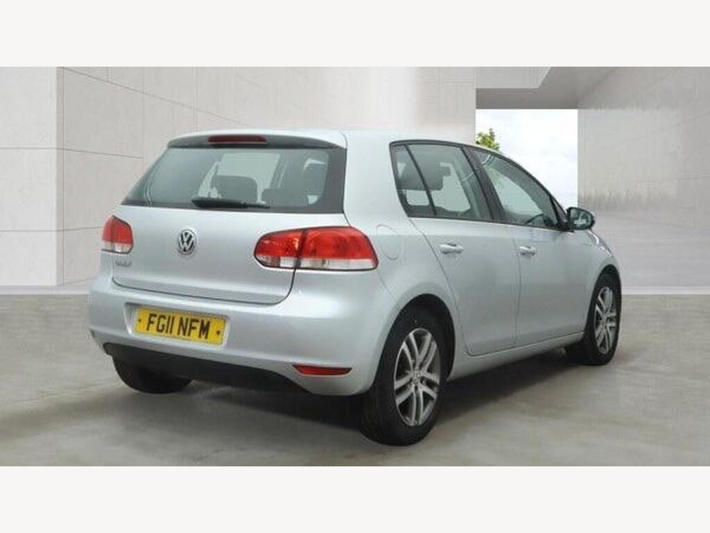 2011 Volkswagen Golf thumbnail 8