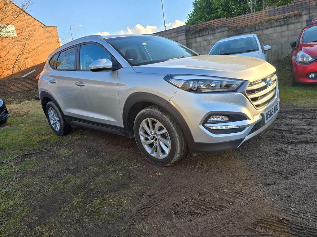 Hyundai TUCSON SUV 1.7 CRDi Blue Drive SE Nav Euro 6 (s/s) 5dr