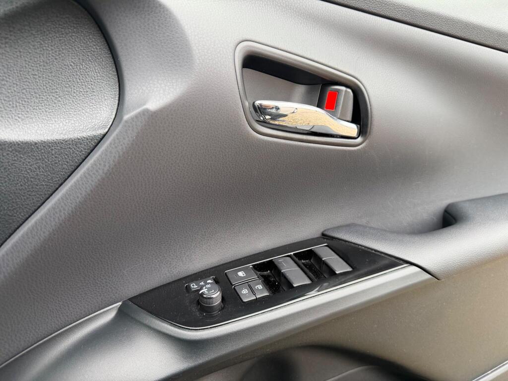 2021 Toyota Prius thumbnail 27