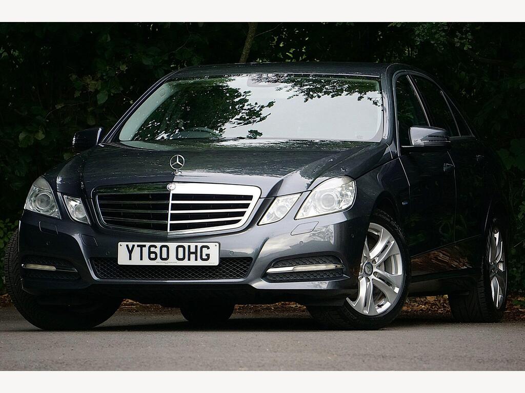 Mercedes-Benz E Class Saloon 2.1 E220 CDI BlueEfficiency Avantgarde Tiptronic Euro 5 4dr