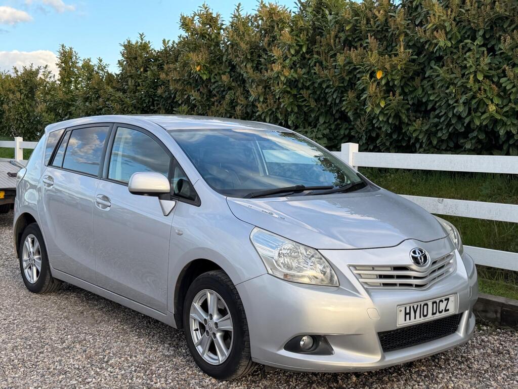 2010 Toyota Verso thumbnail 6