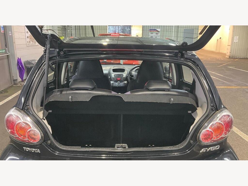 2012 Toyota AYGO thumbnail 10