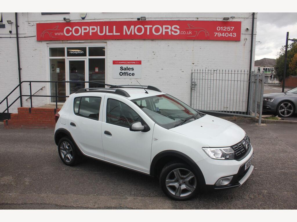 Dacia Sandero Stepway Hatchback 0.9 TCe Essential Euro 6 (s/s) 5dr
