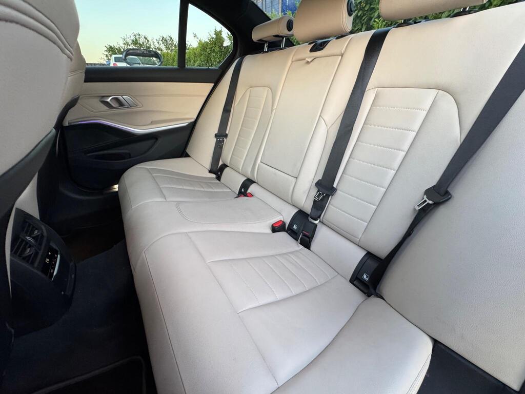 BMW 3 Series 2.0 330e 12kWh M Sport Auto Euro 6 (s/s) 4dr thumbnail 10