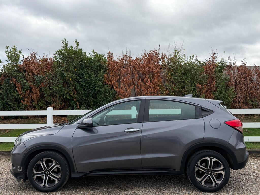 2016 Honda HR-V thumbnail 10