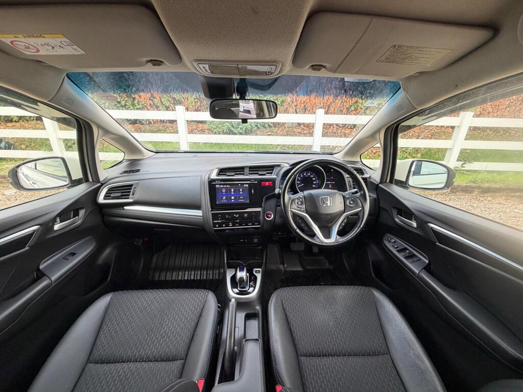 2014 Honda Jazz thumbnail 15