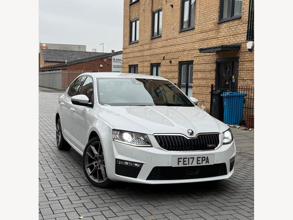Skoda Octavia Hatchback 2.0 TDI vRS DSG 4WD Euro 6 (s/s) 5dr