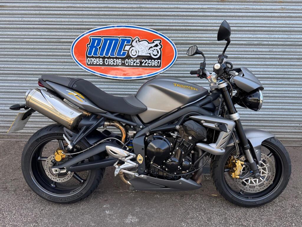 Triumph Street Triple 675