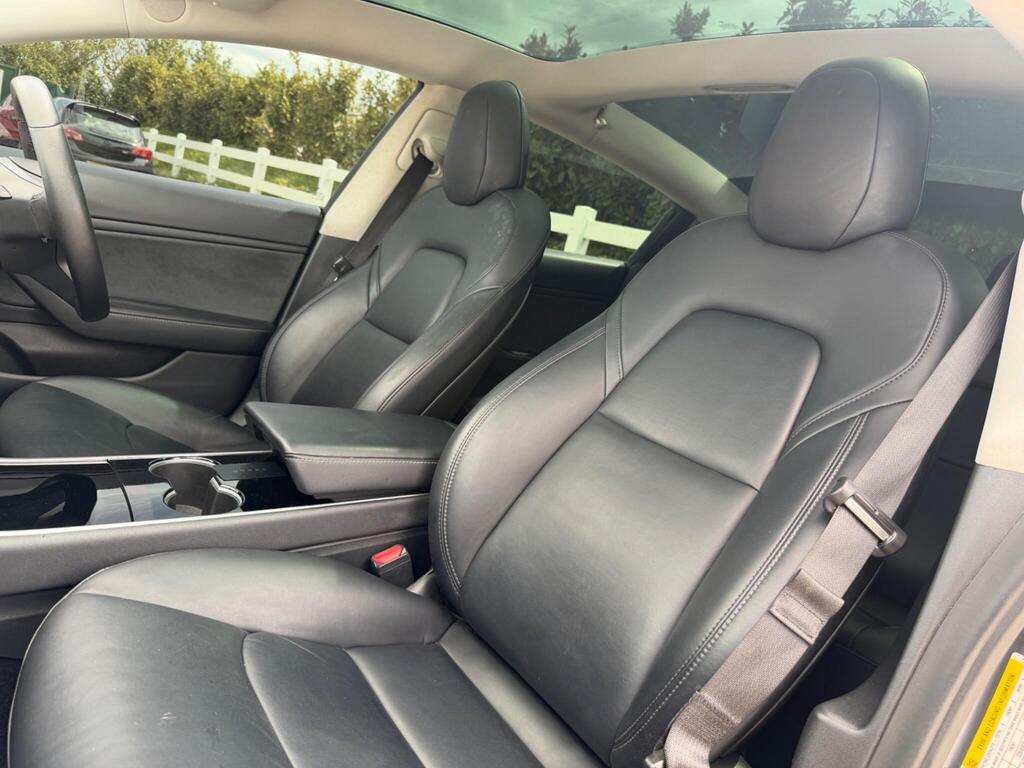 2020 Tesla Model 3 thumbnail 35