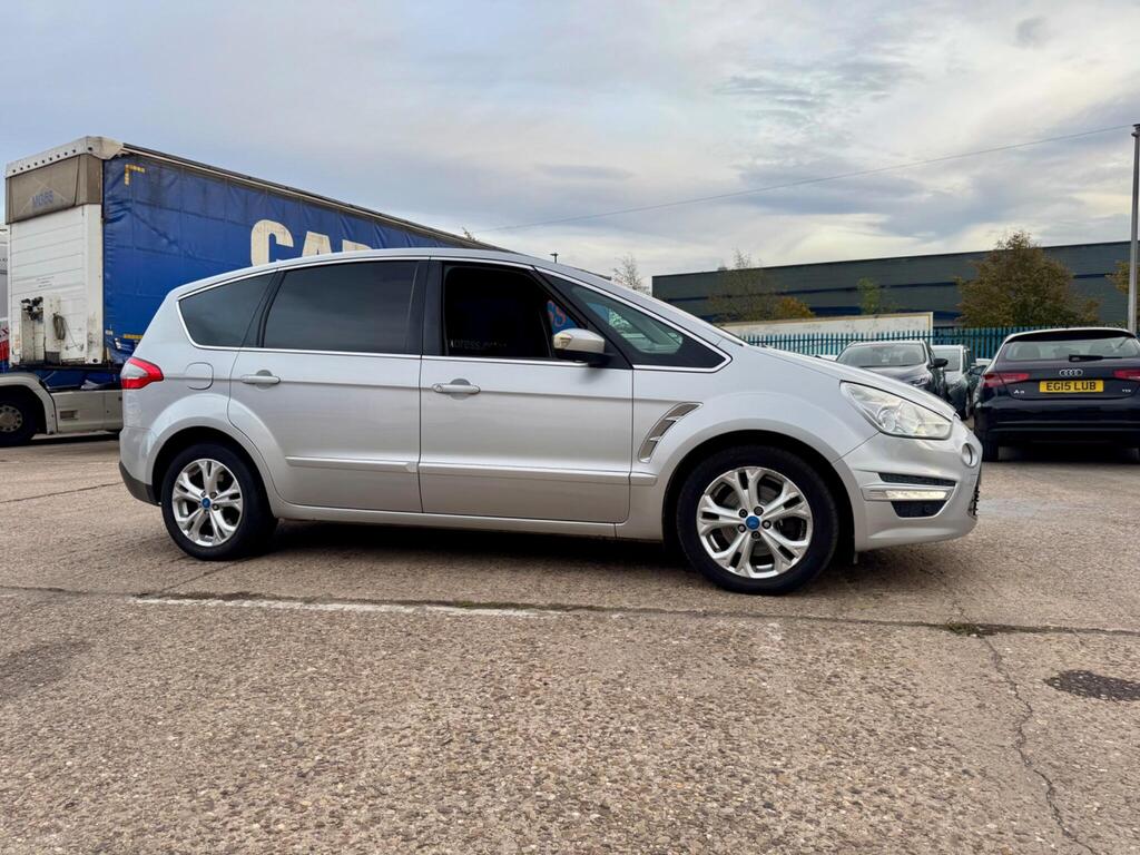 Ford S-Max MPV 2.0 TDCi Titanium Powershift Euro 5 5dr