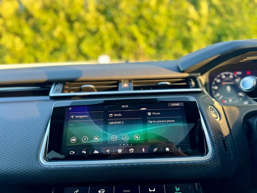 Land Rover Range Rover Velar 2.0 D240 R-Dynamic S Auto 4WD Euro 6 (s/s) 5dr thumbnail 30