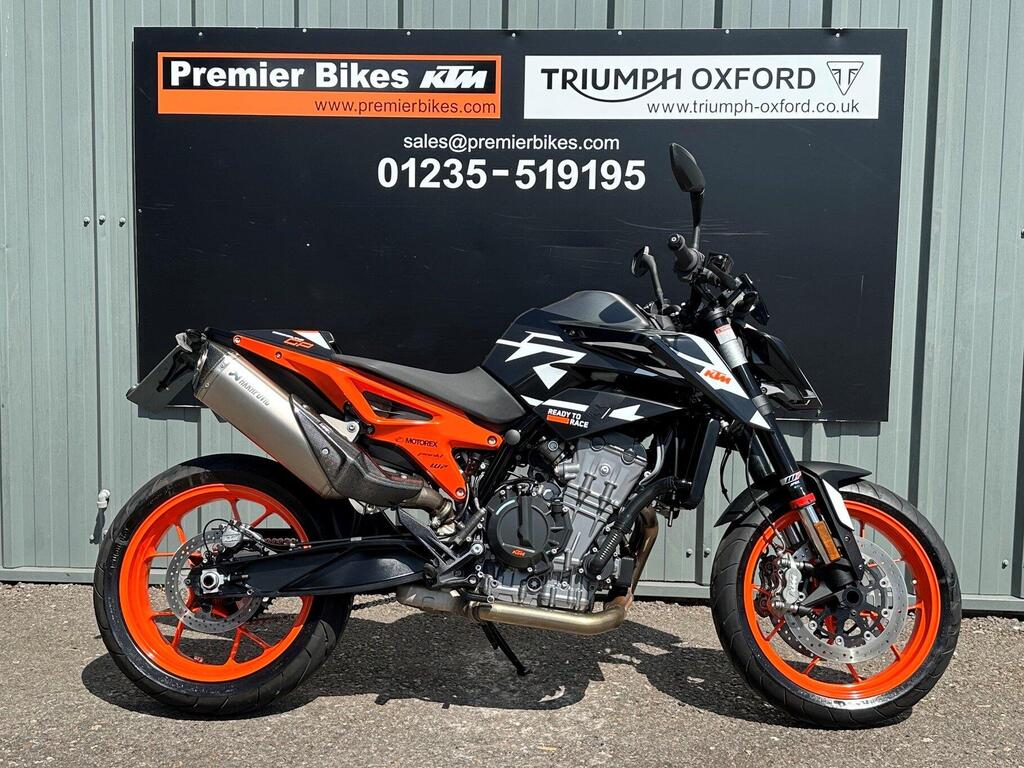 KTM 890 Duke