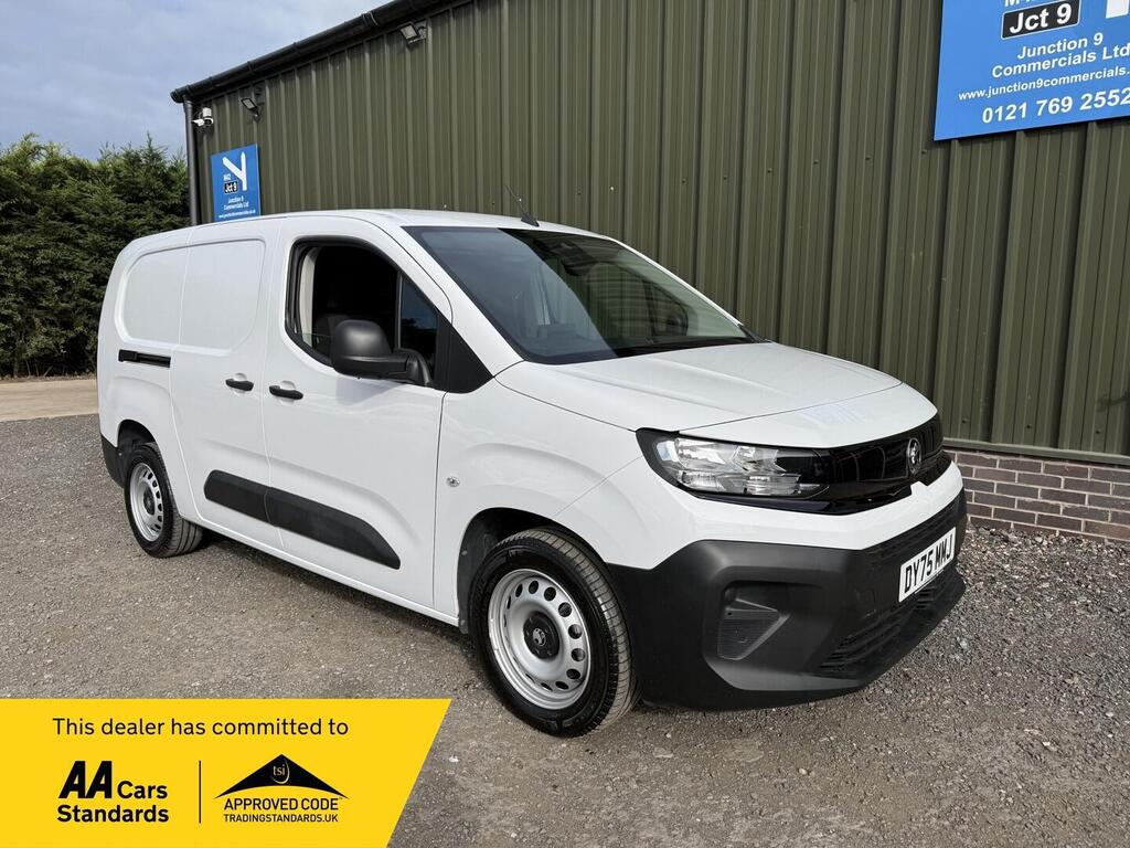Vauxhall Combo Combi Van 1.5 Turbo D 2300 Prime XL Crew Van LWB Euro 6 (s/s) 6dr